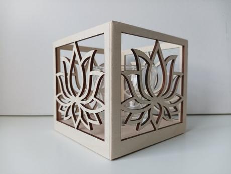 Svietnik / strom života / kvet života a kvet lotos, 