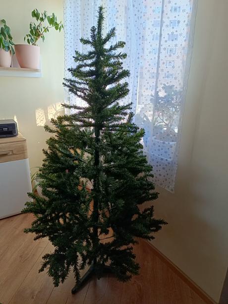 Umely vianocny stromcek kanadsky smrek 180 cm, 