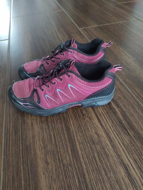 Predám botasky, graceland,35