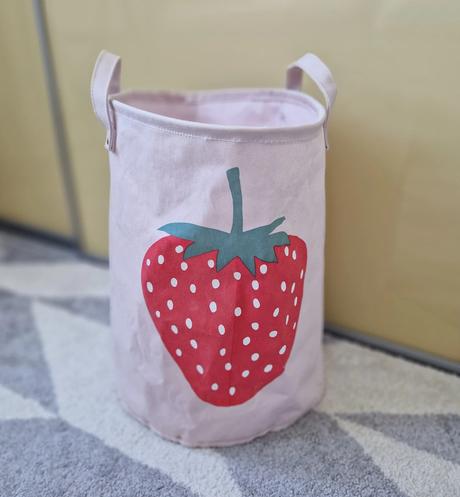 H&m úložný kôš jahoda do detskej izby, 