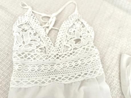 Krasne biele saty, s