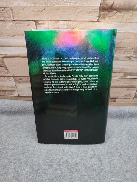 Veľké malé klamstvá - liane moriarty, 