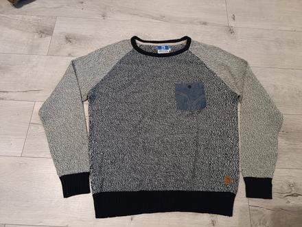 Pekný pulóver -l, l