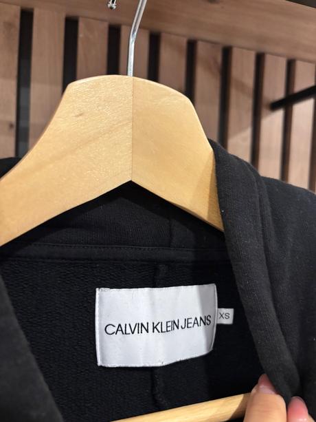 Calvin klein jeans ikonická mikina, calvin klein,xs