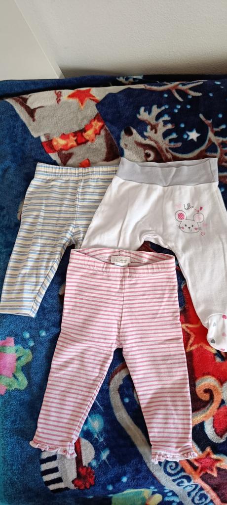 Balík oblečenia dievčatko veľkosť 0-3 mesiace, 50–62