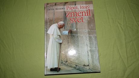 Nova kniha papez, ktory zmenil svet,