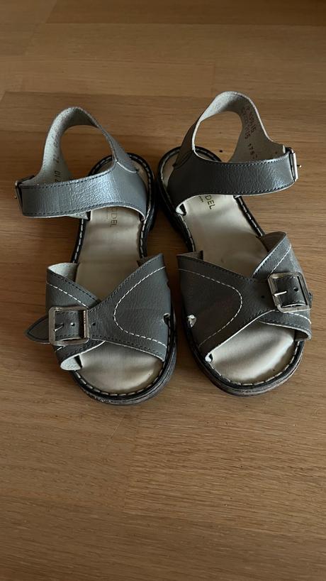 Retro sandálky,