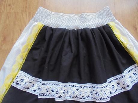 Folklorna sukňa,, 43
