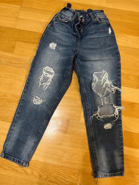 Frajerské roztrhané rifle, next,140