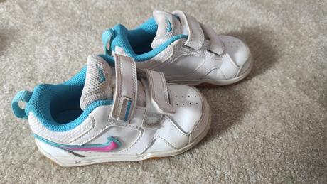 Tenisky, nike,23