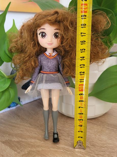 Bábika hermiona grangerová (harry potter),