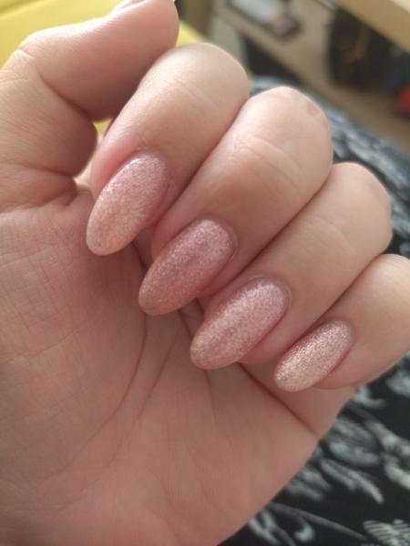 Ako vyzerajú naozaj dobre urobené gélové nechty?