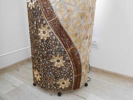 Mušľová lampa na zem,,