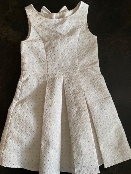 Slávnostné šaty dunnes-4r., st. bernard,110