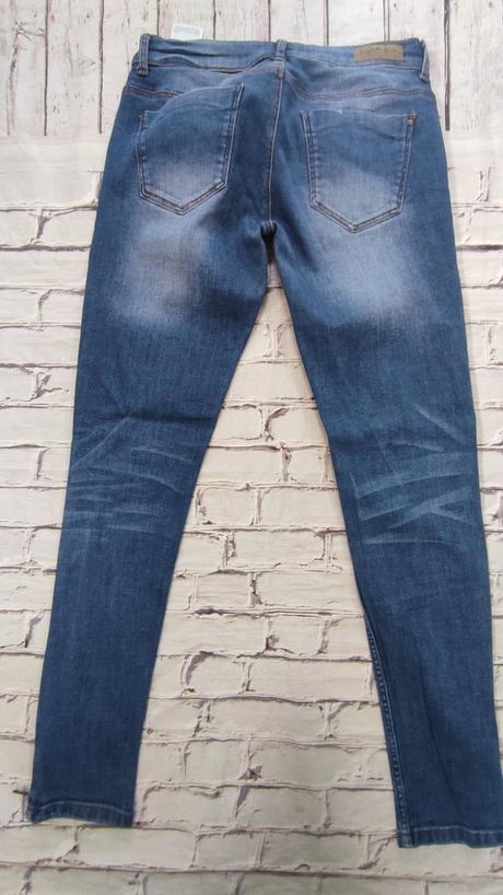 Strečové džínsy, c&a,m