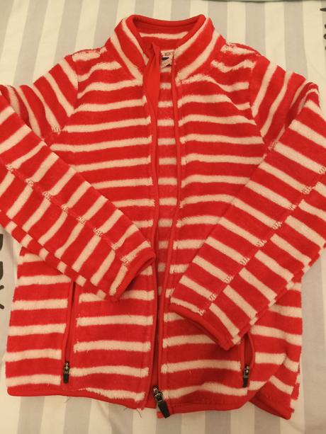 Dievčenské mikiny, 122