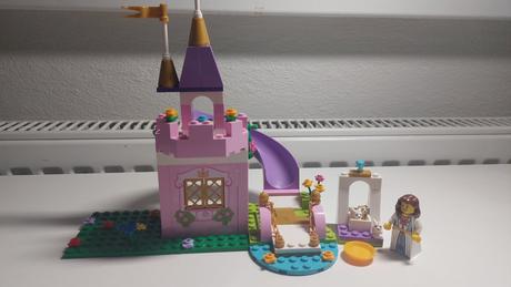 Lego juniors princeznin hrad na hranie,