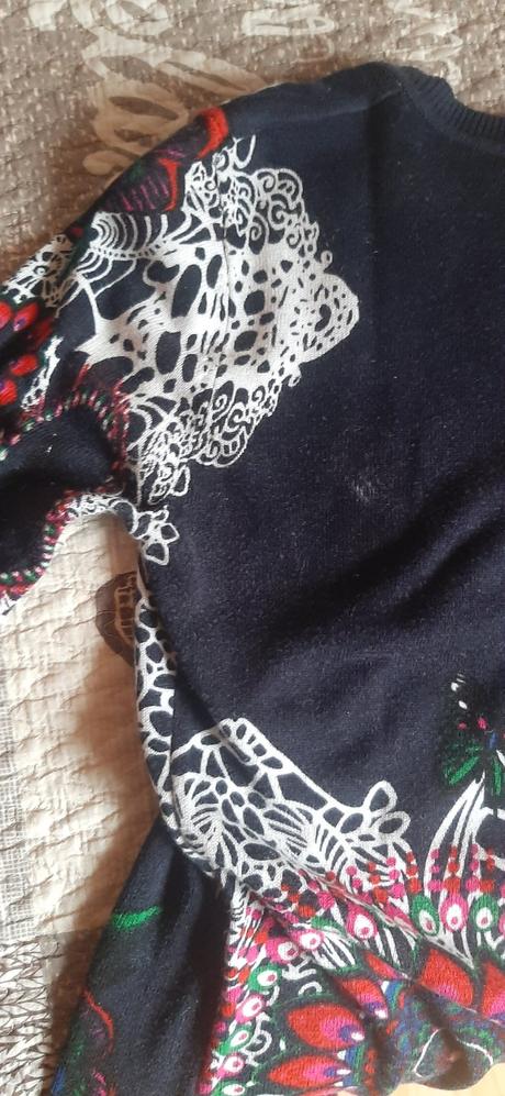 Krásny predĺžený pulóver, m