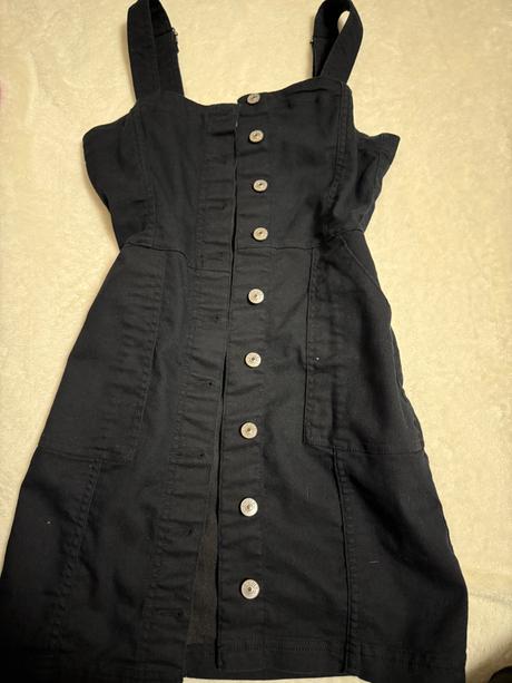 Šaty (riflové) vhodne aj na tričko, 34