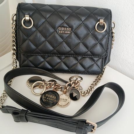 Čierna malá crossbody kabelka guess, guess
