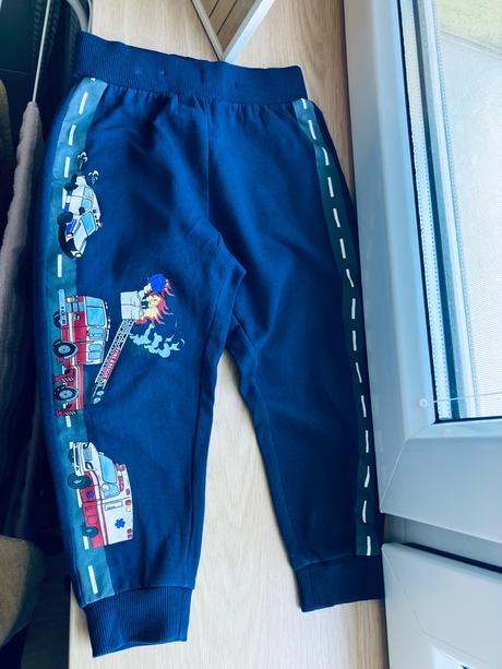Lindex tepláky hasiči, lindex,92