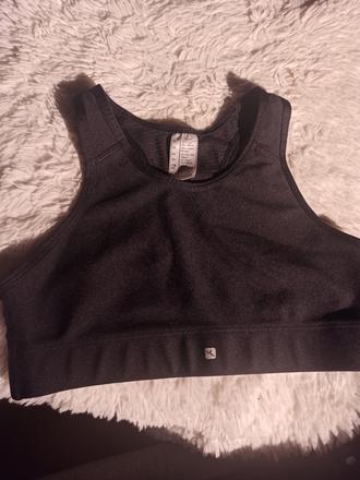 Športový crop top, decathlon,140
