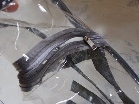 Priesvitná taštička, 