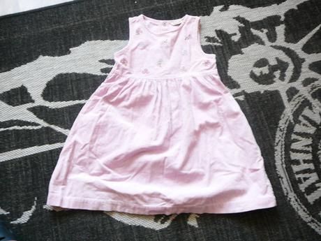 Dievcensk mencestrove saty, h&m,104