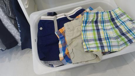 Znackove bezove kratasky, benetton,62