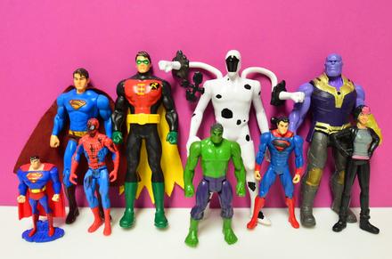Marvel superhrdinovia superman, spiderman...,