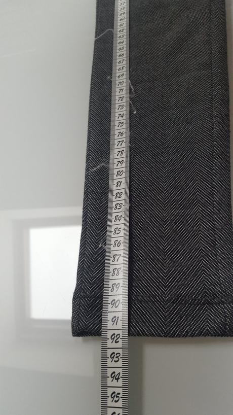 Leginove nohavice, 152