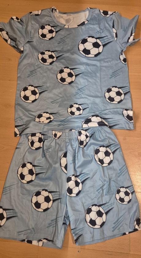 Pyžamko futbal, 146