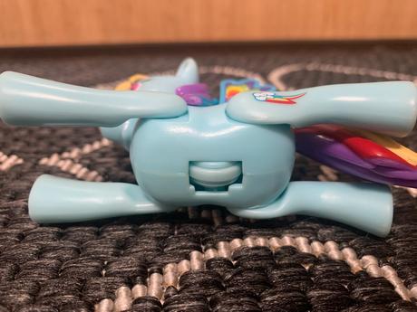 Sada poníkov my little pony a časopisov,