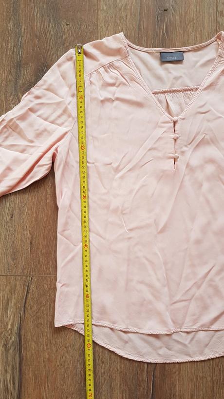 Bledoružová blúzka, 36