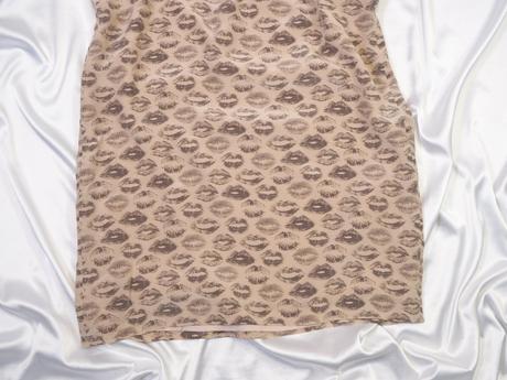 Luxusné hodvábne šaty drykorn, 38