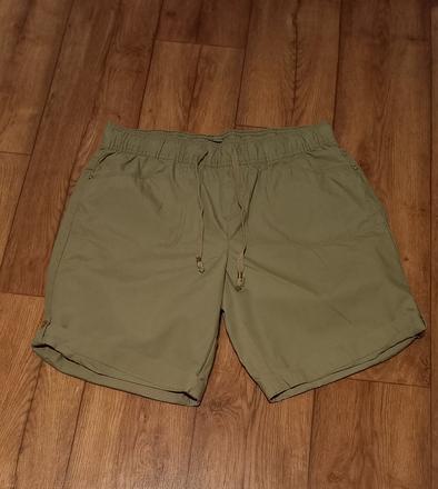 Hnedé bavlnené kvalitné kraťase ako nové, l