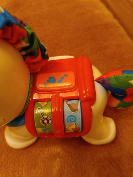 Hračka interaktivny koník, 