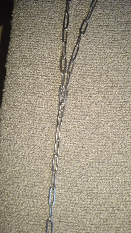 Strieborný náhrdelník, sinsay