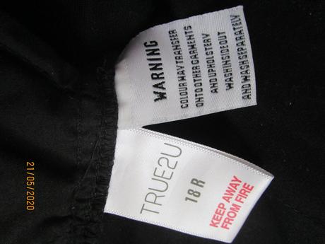 2837. džínsy znač., xl