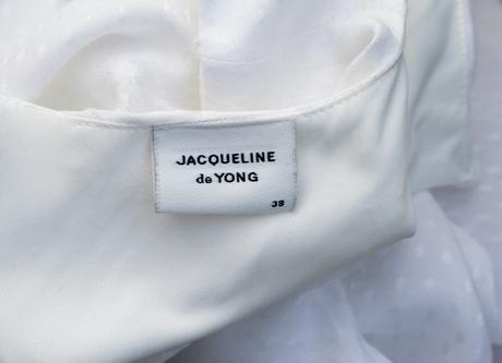 Biele letné šaty, 38