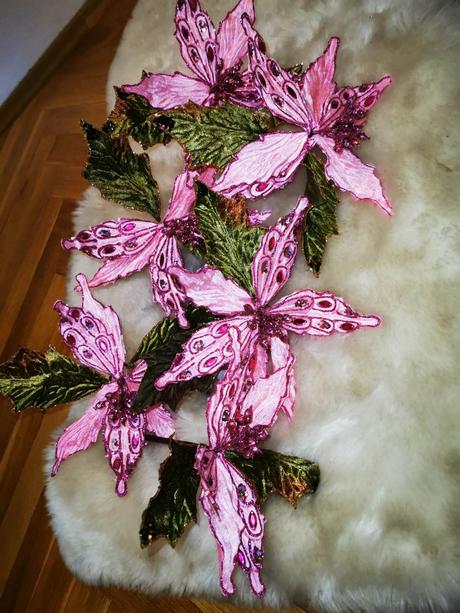 Komplet vianočný stromček + dekorácie, 