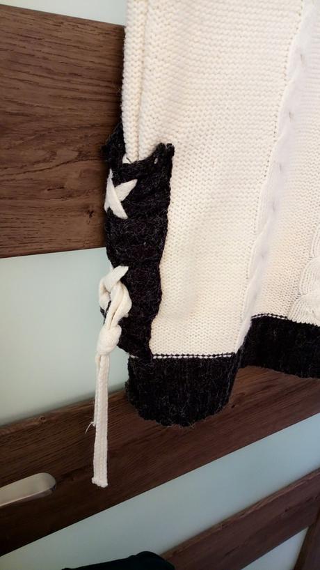 Béžová dlhšia pletená vesta top stav, s