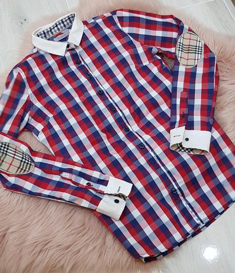 Dámska košieľka so záplatami, s