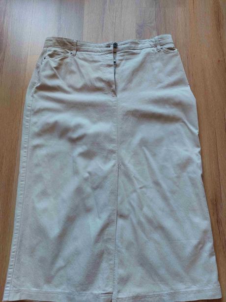 Sukňa béžová, 46