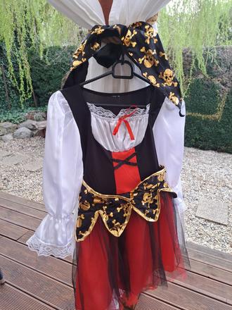 Kostym piratka, 