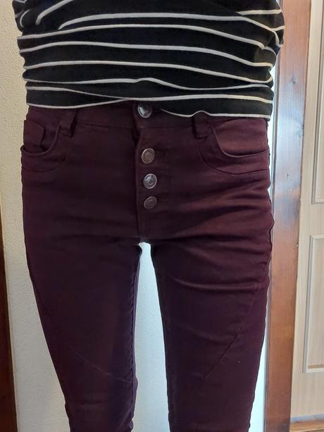 Džegínsy, rifle na gombíky, m