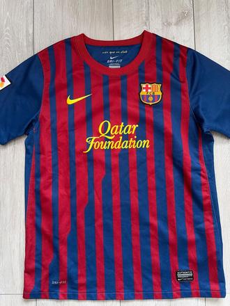 Predam dres fcb, nike,152