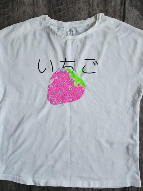 Tricko, reserved,152