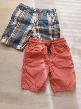 Šortky 110/116, lupilu,110
