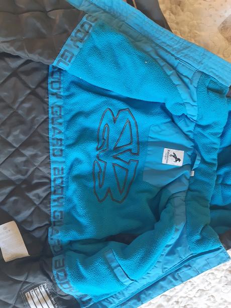 Darujem zimnú bundu, palomino,98